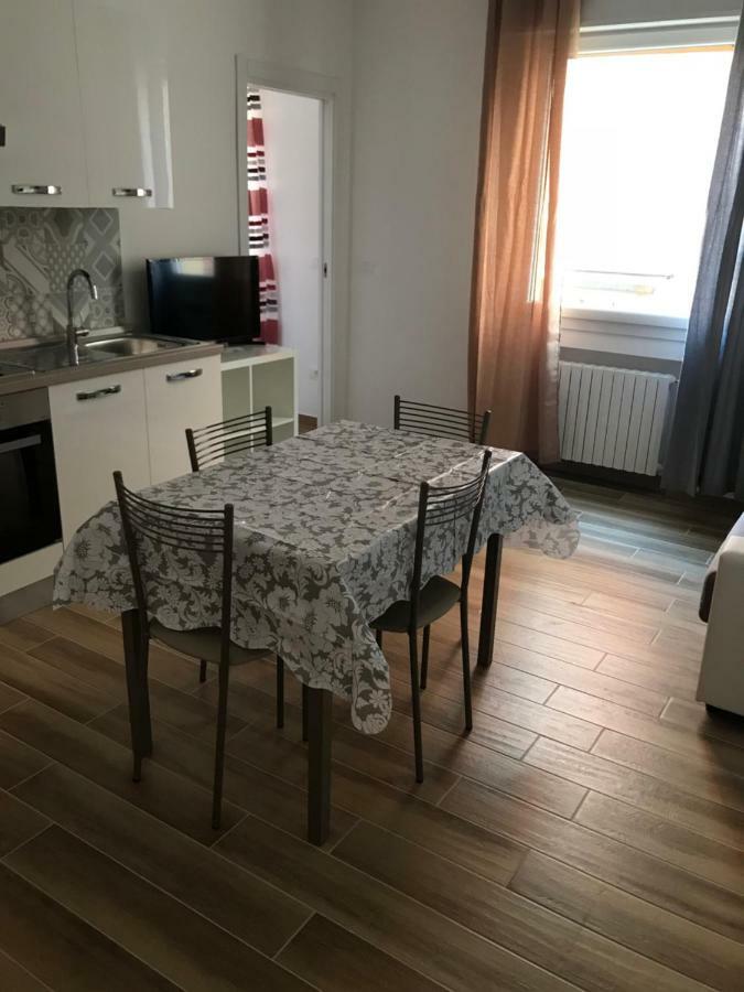 בולוניה Santa Croce,14 Apartments מראה חיצוני תמונה